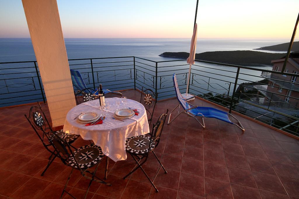 Apartment Lighthouse Budva