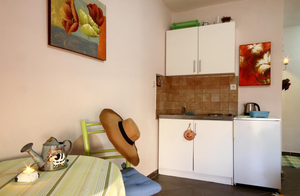 Apartment Lighthouse Budva